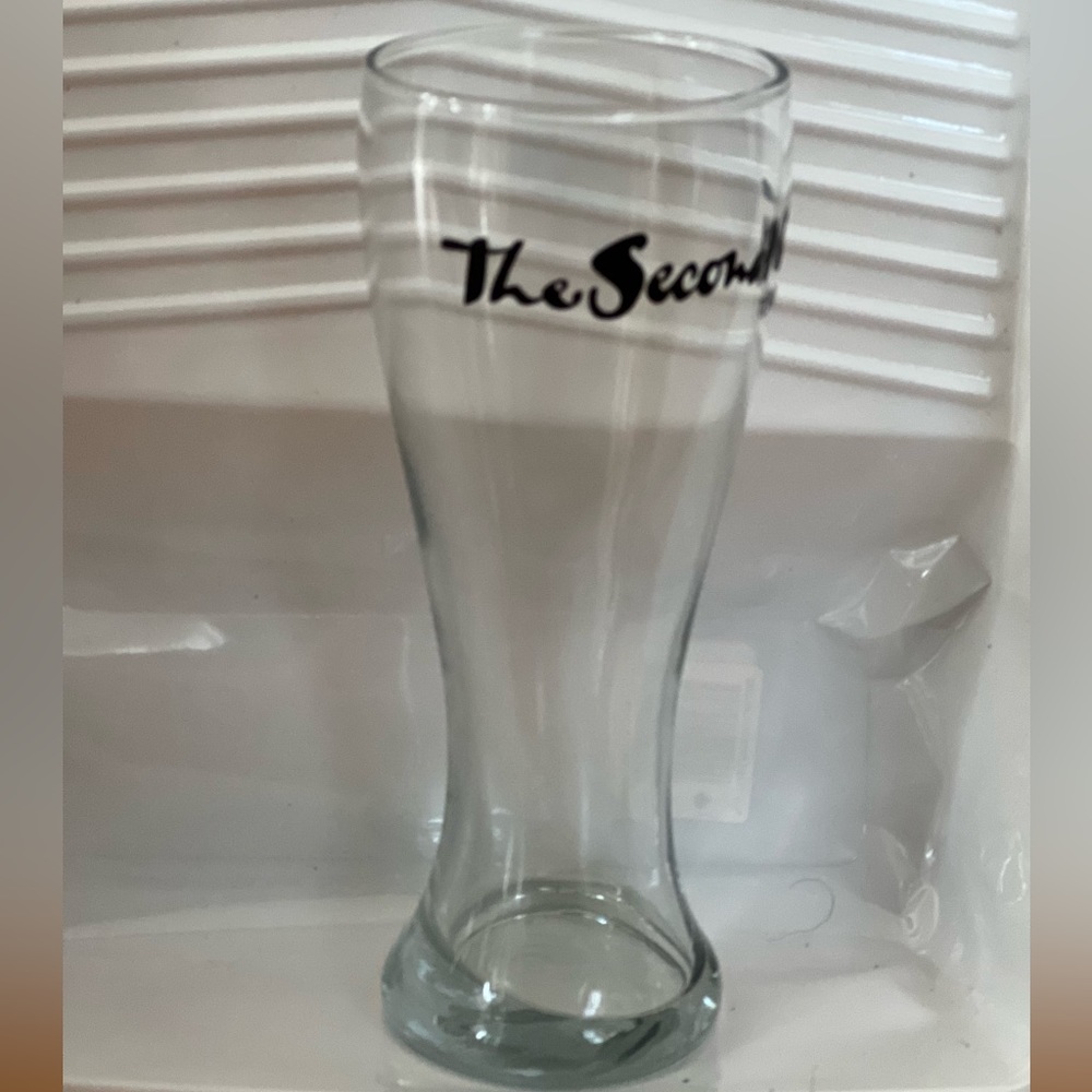 Collectible Vintage Branded Second city beer glass